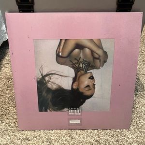 ARIANA GRANDE vinyl